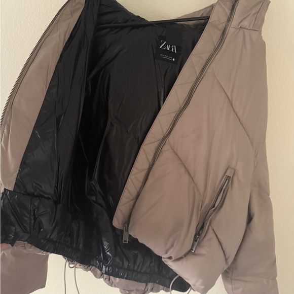 Cropped look puffer jacket - Picture 3 of 4